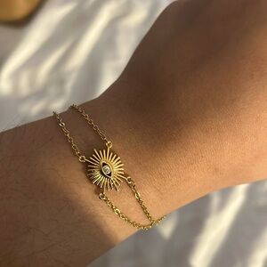 One hook but looks like two bracelets, good bracelet